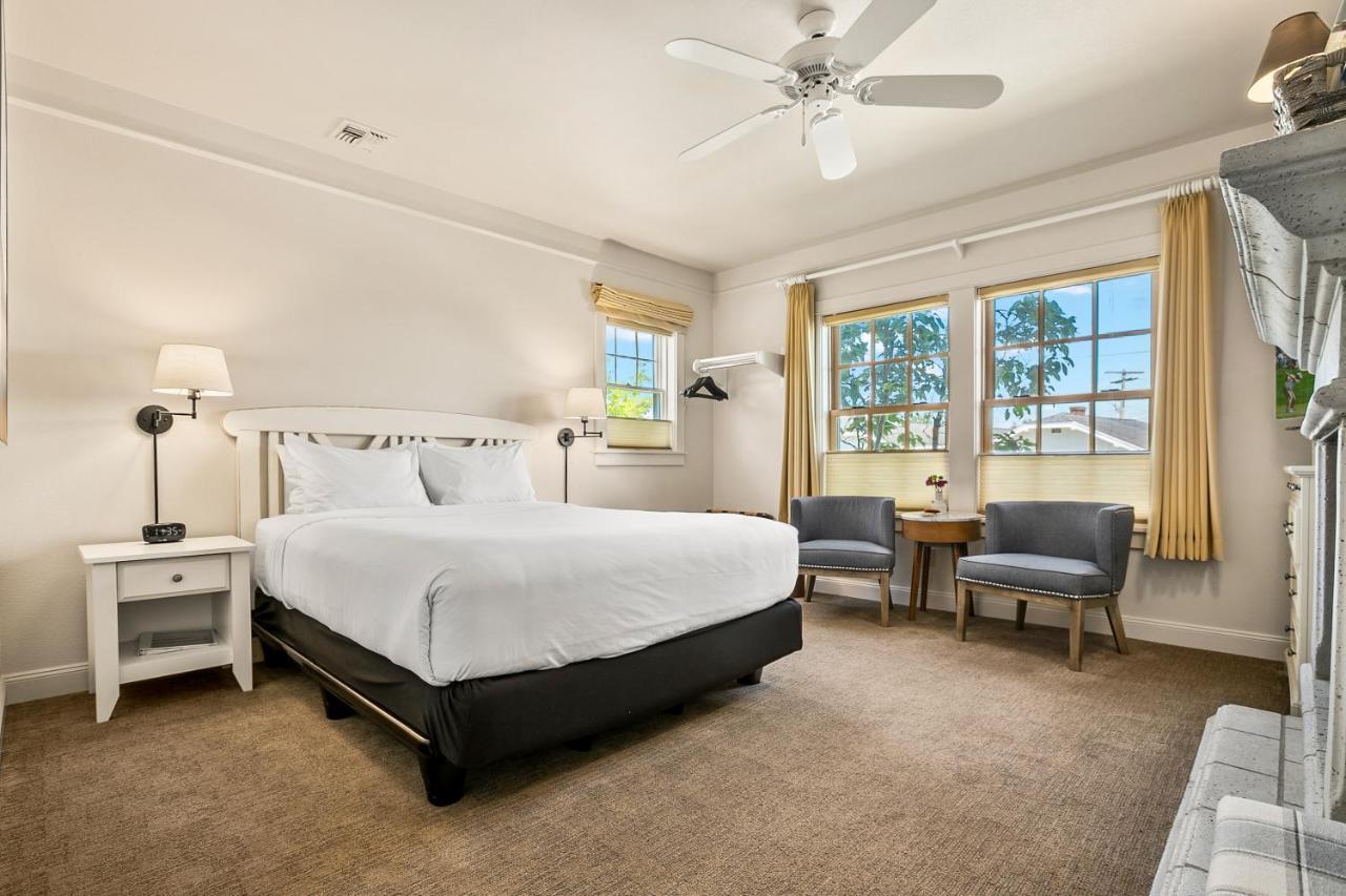 Saratoga Inn Langley Εξωτερικό φωτογραφία