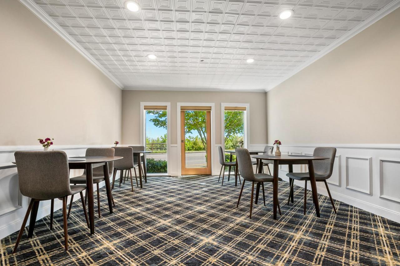 Saratoga Inn Langley Εξωτερικό φωτογραφία